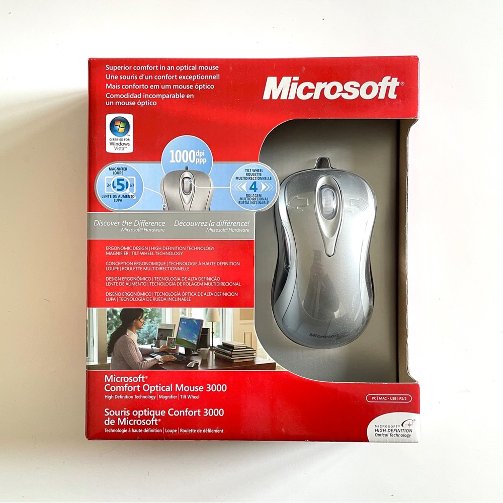 Microsoft Wireless Optical Mouse 2000 USB PC Mac Silver Sealed NIB Untested 2006